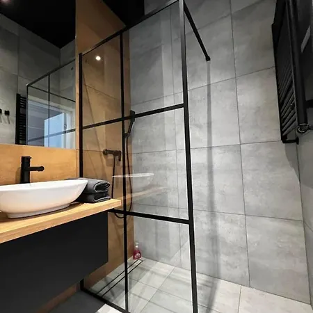 - Plac Jana Pawla Ii Centrum Apartmán