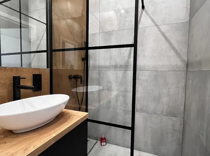 - Plac Jana Pawla Ii Centrum