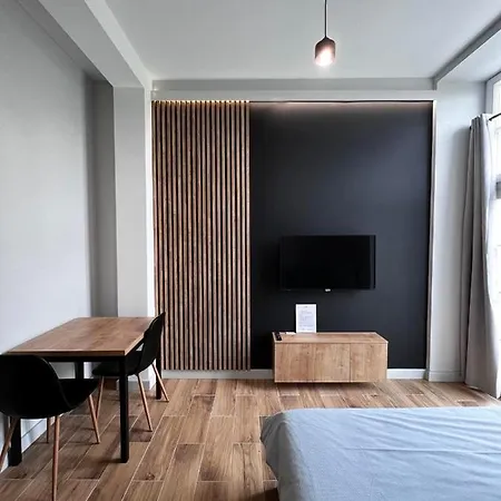 - Plac Jana Pawla Ii Centrum Апартаменты