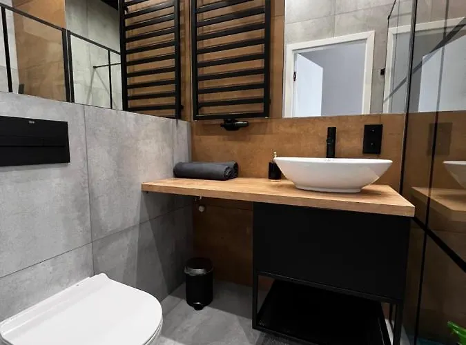 - Plac Jana Pawla Ii Centrum Apartment Breslau